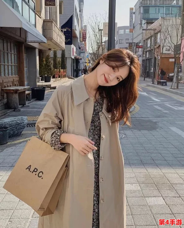 韩国刚满十八岁女生穿衣搭配:清新甜美风格让人眼前一亮 韩国刚满十八岁女生穿衣搭配:清新甜美风格让人眼前一亮