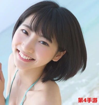 张筱雨扒开大腿无遮挡，展现出无与伦比的自信与魅力，引发热议和关注