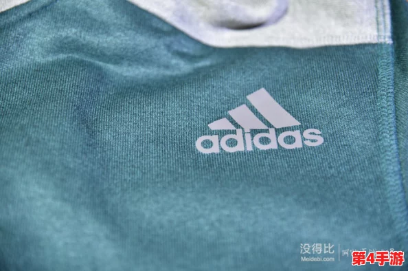 三叶草m欧洲码与天堂:网友热评揭示真实体验,评分高达9.5分 三叶草m欧洲码与天堂:网友热评揭示真实体验,评分高达9.5分