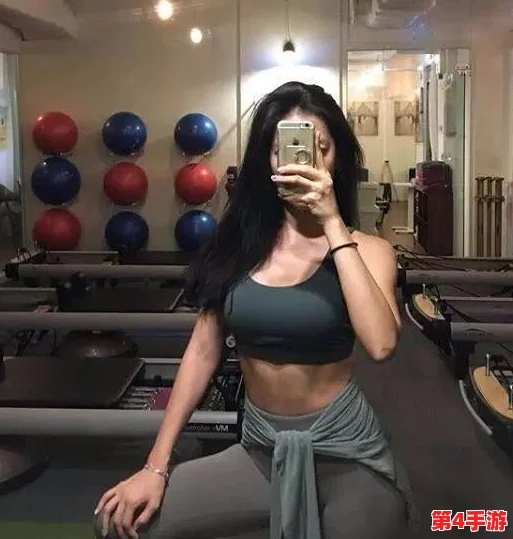 中国美女裸体大BBBBB网友热议：美与艺术的完美结合引发广泛讨论