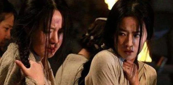 乳房上扎针疼哭古代，女子为何忍受如此痛苦的传统仪式？