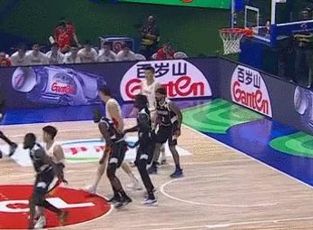 关于“女人 精69Xx喷潮”的深入探索与思考，为何如此吸引关注？