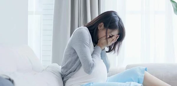 小叔子媳妇在我房间坐月子怎么办？网友：这是家里安排不周还是另有隐情？