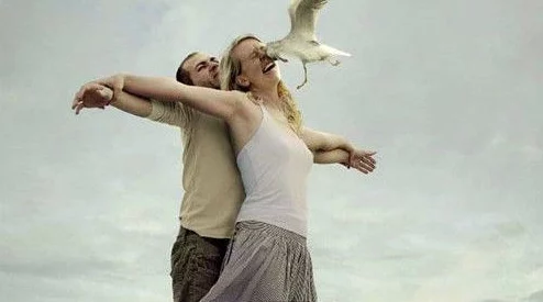 欧美人与禽猛交狂配：一种不可思议的文化现象和道德挑战