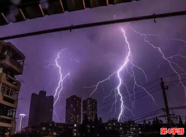 雷电将军被超污网站曝光,背后隐藏的真相与影响引发热议,网友反应不一 雷电将军被超污网站曝光,背后隐藏的真相与影响引发热议,网友反应不一