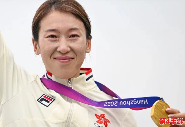 张婉莹vs罗智莹图片:对这两位选手的精彩瞬间进行深入分析与比较,展现她们在比赛中的风采与实力 张婉莹vs罗智莹图片:对这两位选手的精彩瞬间进行深入分析与比较,展现她们在比赛中的风采与实力