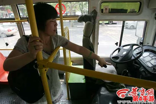 钰慧公交车被做到高c的原因:乘客分享的真实体验与背后不得不说的故事 钰慧公交车被做到高c的原因:乘客分享的真实体验与背后不得不说的故事