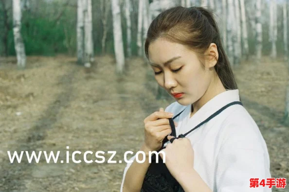 白丝校花 扒开美腿甜美作文:网友热议,细腻描写与情感交织引发共鸣,令人沉醉的青春回忆 白丝校花 扒开美腿甜美作文:网友热议,细腻描写与情感交织引发共鸣,令人沉醉的青春回忆