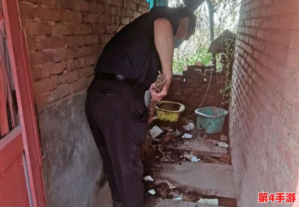 理解老式旱厕文化:偷拍老式旱厕女人大白屁股背后的隐私与道德问题 理解老式旱厕文化:偷拍老式旱厕女人大白屁股背后的隐私与道德问题