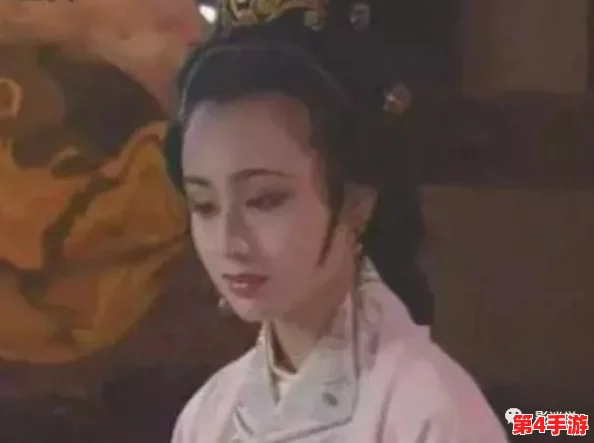 西施流眼泪翻白眼咬铁球照片：深刻理解古代美人情感与艺术表现的结合