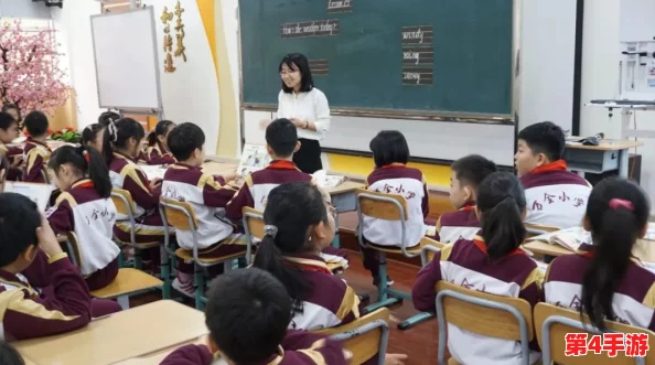 老师露出 让学生玩,教育不仅是知识传授,更是激发学生的创造力和想象力 老师露出 让学生玩,教育不仅是知识传授,更是激发学生的创造力和想象力