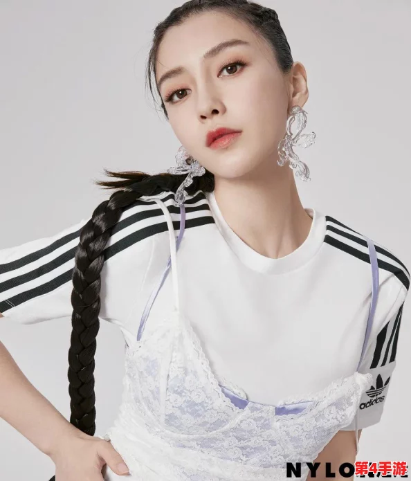 麻花传剧原创mv在线观看，感受正能量的力量和美好