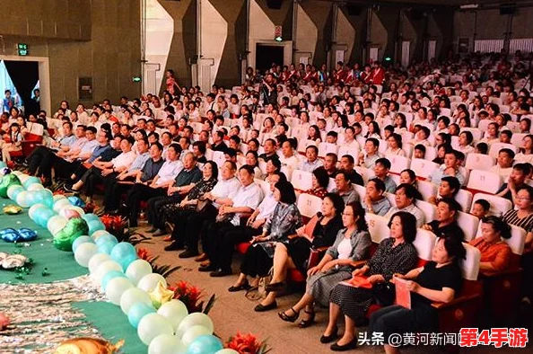真人实拍女初披破WWW，勇往直前谱写新篇章