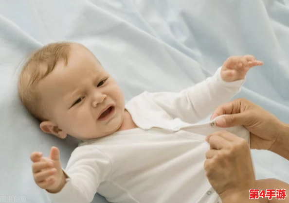 洗澡BBwBBwBBwBBW毛:用户评价称其效果显著,使用后肌肤光滑细腻,值得一试! 洗澡BBwBBwBBwBBW毛:用户评价称其效果显著,使用后肌肤光滑细腻,值得一试!