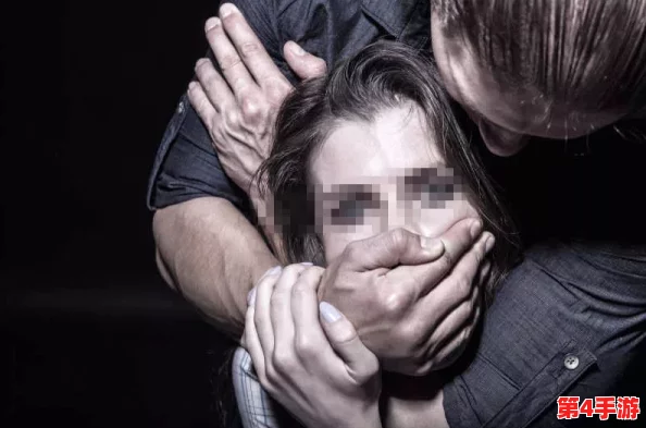 男人的伸到里面无挡，让你领略极致快感与欲望的交融，释放内心深处的激情与渴望
