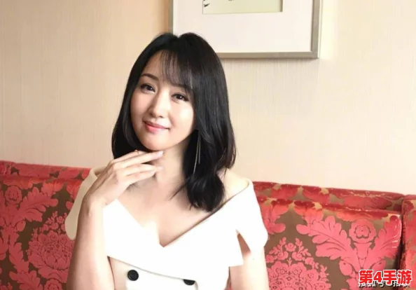 杨钰莹大战三个黑人,网友评论:这场对决真是让人期待,不知道她能否赢得胜利! 杨钰莹大战三个黑人,网友评论:这场对决真是让人期待,不知道她能否赢得胜利!