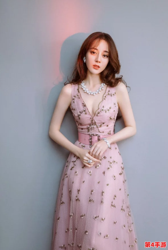 粉嫩虎白女p虎白女图片:2024年流行趋势与时尚搭配的完美结合,展现独特魅力与个性风格 粉嫩虎白女p虎白女图片:2024年流行趋势与时尚搭配的完美结合,展现独特魅力与个性风格
