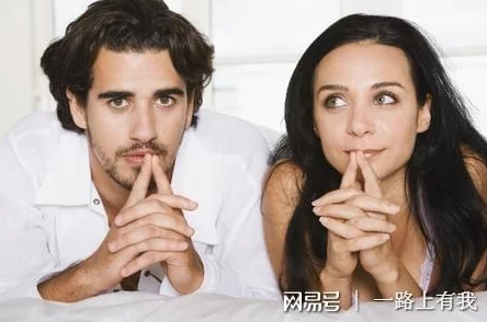 女人脱了裤子让老头XXⅩ,背后隐藏的情感与心理动机分析引人深思 女人脱了裤子让老头XXⅩ,背后隐藏的情感与心理动机分析引人深思