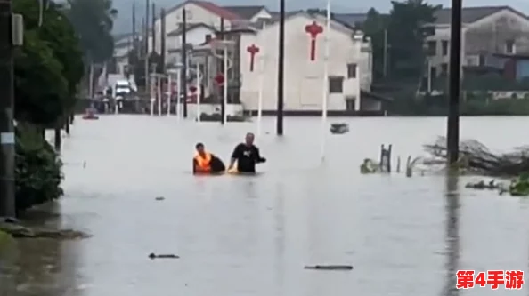 老公因暴雨困在公司妻子家里，2024年新冠疫情反复影响家庭团聚计划