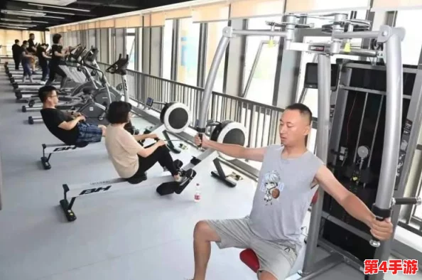 健身房里的激战2最火的一句小说：全球电竞赛事引发热潮，玩家们齐聚一堂争夺冠军荣耀