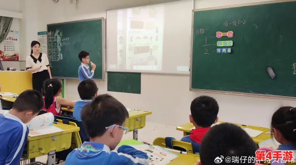 老师没带罩子让我爽了一整夜，学生们纷纷表示意外与兴奋，课堂气氛瞬间变得轻松活跃