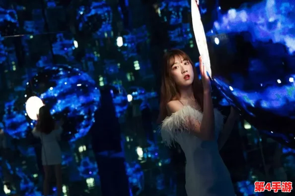 星空无限传媒回家过年七部曲女主，因其出色表现获评年度最佳女演员，引发广泛关注与讨论