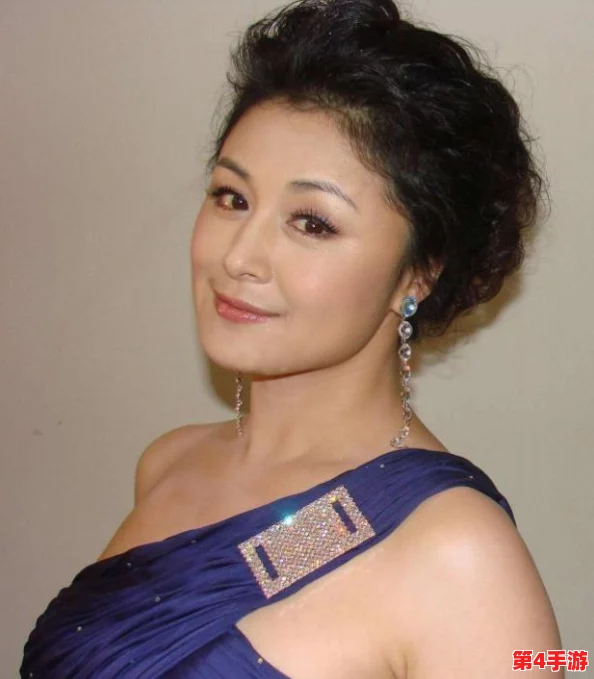 深入理解熟女少妇一码二码三码的多重含义与社会背景分析 深入理解熟女少妇一码二码三码的多重含义与社会背景分析