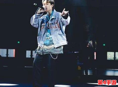 潮水19岁rapper最火的一句引发热议，网友纷纷讨论其背后的深意与影响力