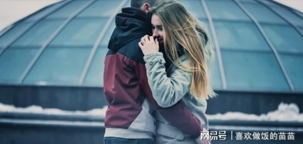 男生女生差差差很疼的声音引发热议，网友纷纷讨论其背后的心理影响与社会现象