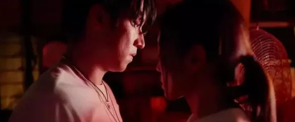 高清特写XXXHD国产:展现中国影视制作的精湛技艺与独特魅力,带给观众全新的视听体验和深刻思考 高清特写XXXHD国产:展现中国影视制作的精湛技艺与独特魅力,带给观众全新的视听体验和深刻思考