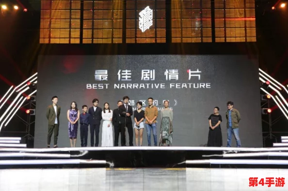 黄色国产片：揭示中国成人影视产业的现状与挑战，探讨其对社会文化的影响及未来发展方向