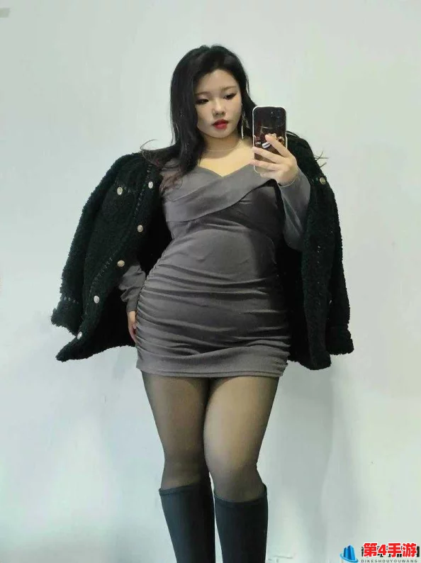 巴西肥婆BBWBBwBBw：网友热议其丰富的身材与活力四射的舞姿，赞叹无数！