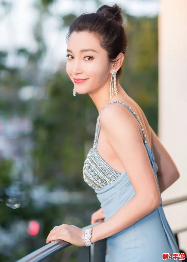 女子下部BBB欣赏:在当今社会,如何看待女性身体的美与自信? 女子下部BBB欣赏:在当今社会,如何看待女性身体的美与自信?