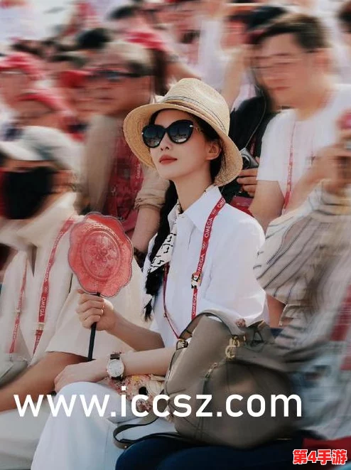 友田真希中出，性感女星再度挑战自我，展现不一样的魅力与风格，引发粉丝热议与期待