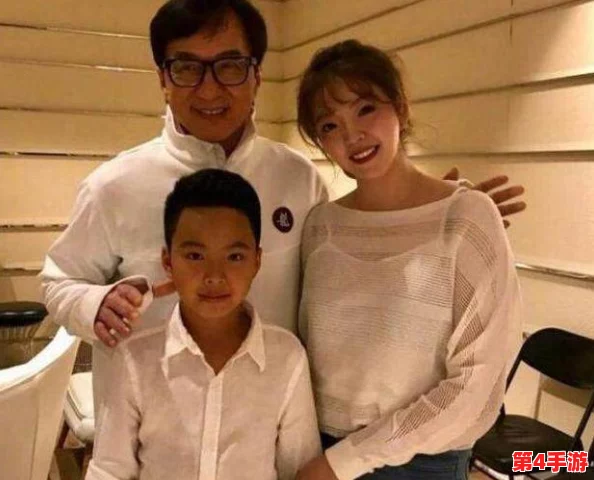 父母儿女一家狂倪匡印，传闻其家族秘密曝光，竟与神秘富豪有千丝万缕的联系！