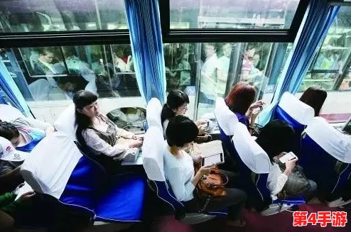 公交车缓慢而有力的C林静：城市节奏中的温柔力量与宁静旅程