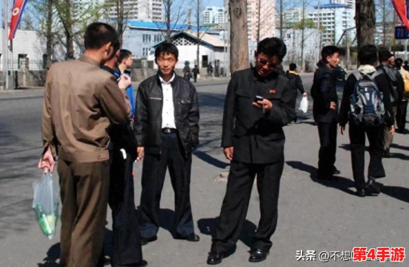 三个人在公交车玩我一个人:揭示社会心理和群体行为对个体的影响与互动游戏的心理学分析 三个人在公交车玩我一个人:揭示社会心理和群体行为对个体的影响与互动游戏的心理学分析