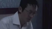 梦莹后凯与翁三人同床，背后隐藏的情感纠葛引发网友热议，真相究竟如何？