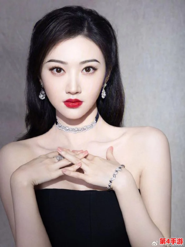 美乳粉嫩妹子:她们的魅力与自信如何在社交媒体上引发热议与关注? 美乳粉嫩妹子:她们的魅力与自信如何在社交媒体上引发热议与关注?