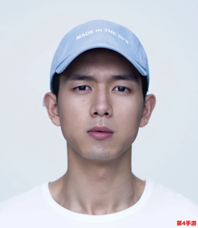 91吃瓜大全：明星恋情曝光，某知名演员与神秘女子深夜约会引发热议！