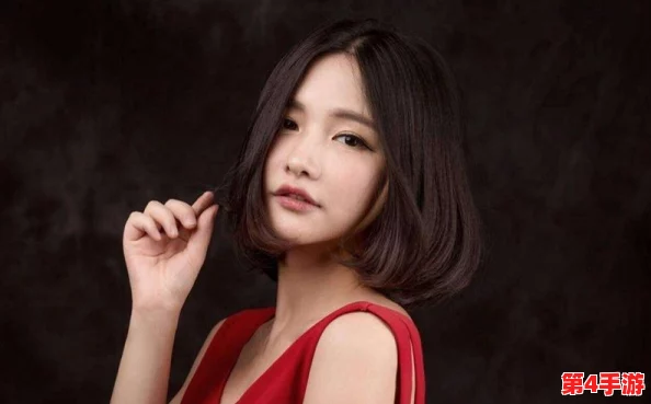 韵母攻略我的幸福生活：某知名综艺女星与音乐制作人疑似秘密交往，曝光恋情内幕