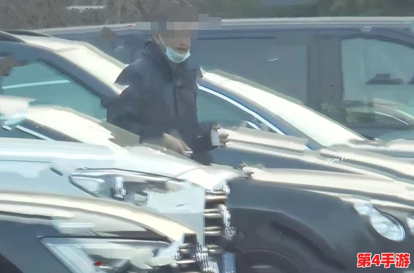 男女车文:男星开豪车接女友,却被曝与助理私会多次 男女车文:男星开豪车接女友,却被曝与助理私会多次