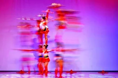 女性生殖特技表演αV:深入探讨女性在表演艺术中展现生殖健康意识与文化表达的多样性 女性生殖特技表演αV:深入探讨女性在表演艺术中展现生殖健康意识与文化表达的多样性