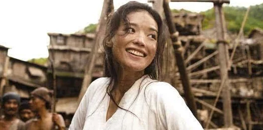 肥婆BBB搡BBBB搡搡搡:探讨社会对体型的偏见与女性自我认同的关系及其影响因素分析 肥婆BBB搡BBBB搡搡搡:探讨社会对体型的偏见与女性自我认同的关系及其影响因素分析