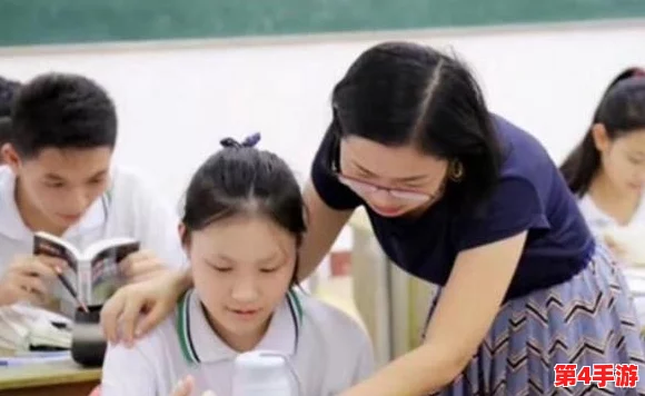 扒开老师 狂揉！校园内部曝光，学生目睹惊人一幕，引发热议和质疑