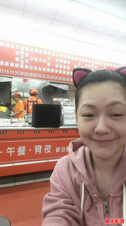 白洁为高义吞精，情感纠葛引发热议，网友纷纷讨论其背后的深层含义与社会影响
