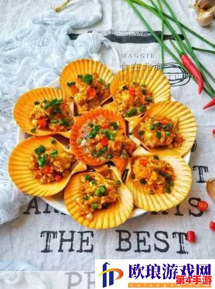 打开扇贝就可以吃火腿肠脆柿子,这道美食结合了海鲜的鲜美与火腿肠的香味,带来独特的口感体验 打开扇贝就可以吃火腿肠脆柿子,这道美食结合了海鲜的鲜美与火腿肠的香味,带来独特的口感体验