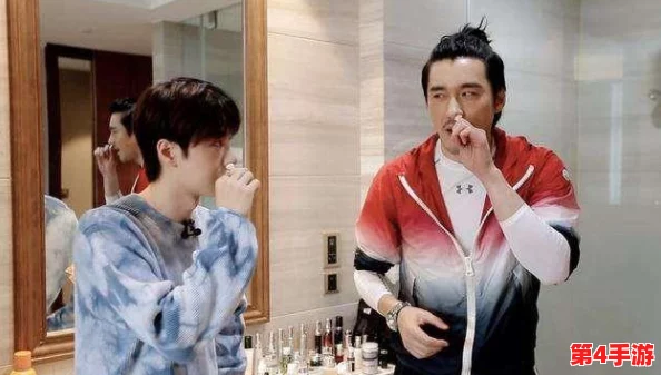 Chinese小帅Gay麻豆＂：这是一位中国年轻帅气的男模特，他在社交媒体上以其独特的风格和魅力吸引了众多粉丝，展现了当代青年文化与自我表达