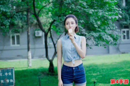 国产白嫩校花:校园生活中的青春风采与美丽追求,展现当代大学生的多元魅力与个性发展 国产白嫩校花:校园生活中的青春风采与美丽追求,展现当代大学生的多元魅力与个性发展